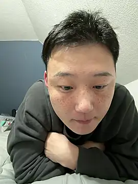 Snapshot of tuki_fu chatting on 06/03/26, 02:33 tuki fu online show from 06/03/26, 02:33