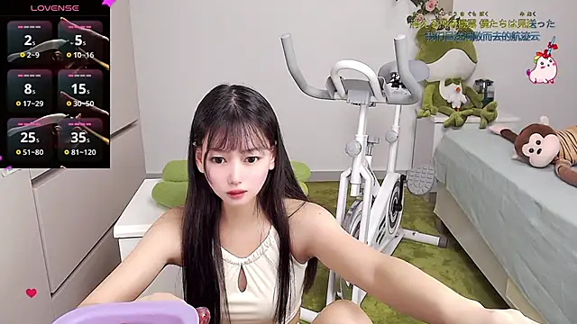 Snapshot of Xiaomi-Angela chatting on 02/28/25, 03:26 Xiaomi-Angela online show from 02/28/25, 03:26