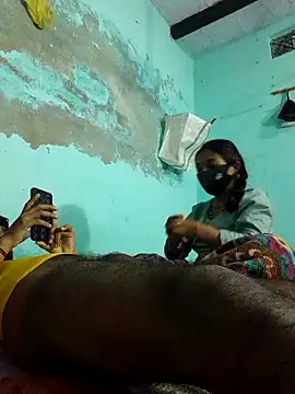 Snapshot of Surajpuja79 chatting on 11/26/25, 04:19 Surajpuja79 online show from 11/26/25, 04:19