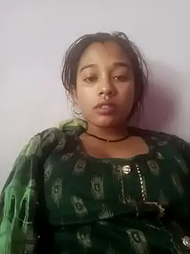 Snapshot of Surajpuja79 chatting on 02/08/26, 02:04 Surajpuja79 online show from 02/08/26, 02:04