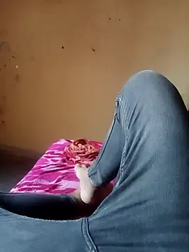 Snapshot of Surajpuja79 chatting on 03/31/26, 08:26 Surajpuja79 online show from 03/31/26, 08:26