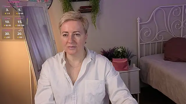 Nika Smit online show from 05/07/26, 05:13