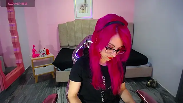 abril ch  online show from 09/11/25, 10:37