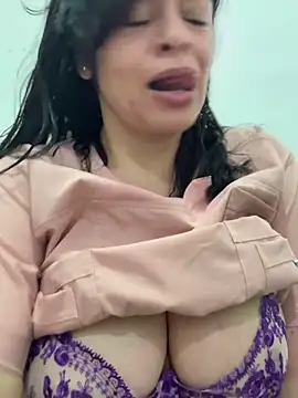 NATHALIA-28  online show from 06/16/26, 12:30