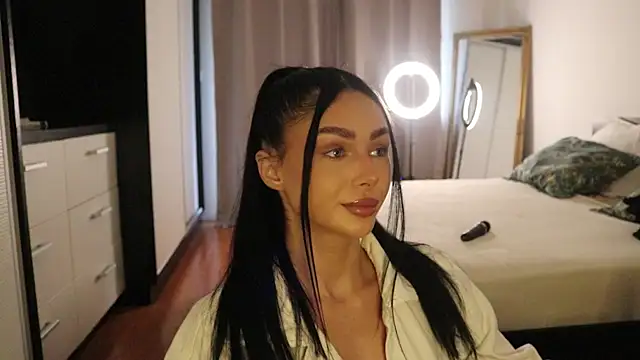 Snapshot of IvyKaelani chatting on 03/24/26, 12:54 IvyKaelani online show from 03/24/26, 12:54