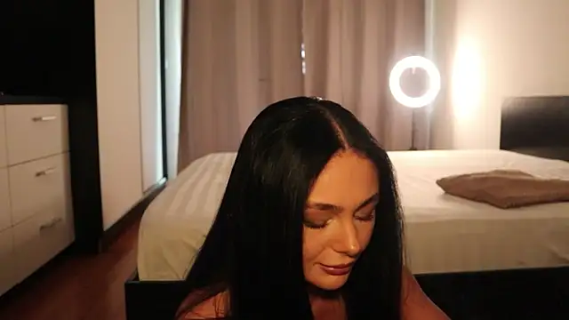 IvyKaelani online show from 05/08/26, 11:48