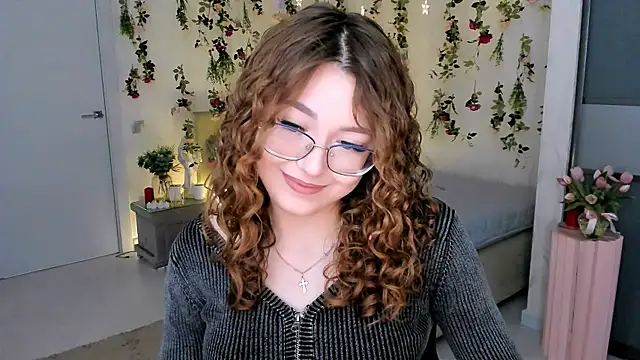 SereneFlame online show from 04/29/26, 04:11