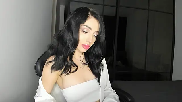 Snapshot of NancyLovee_ chatting on 10/03/25, 06:27 NancyLovee online show from 10/03/25, 06:27