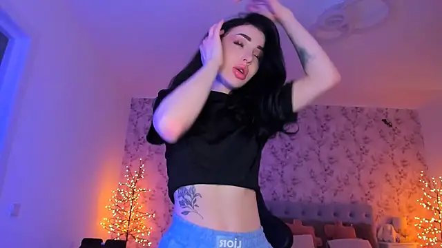 Snapshot of NancyLovee_ chatting on 03/30/26, 02:40 NancyLovee online show from 03/30/26, 02:40