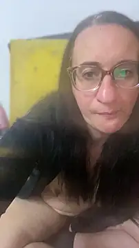 Snapshot of gloria7v05 chatting on 07/11/26, 01:52 gloria7v05 online show from 07/11/26, 01:52