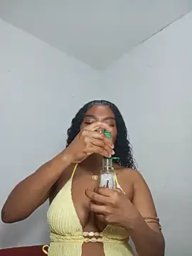 gianna smith online show from 06/06/26, 01:32