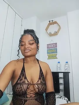 gianna smith online show from 06/27/26, 08:25