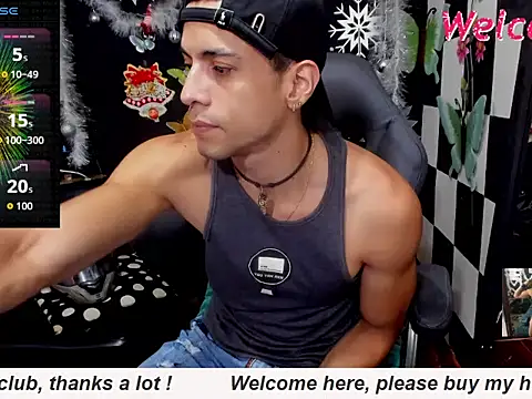 Snapshot of MikeRose94 chatting on 01/17/26, 04:33 MikeRose94 online show from 01/17/26, 04:33