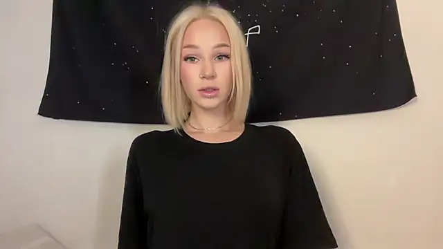 ur molly online show from 04/24/26, 04:37