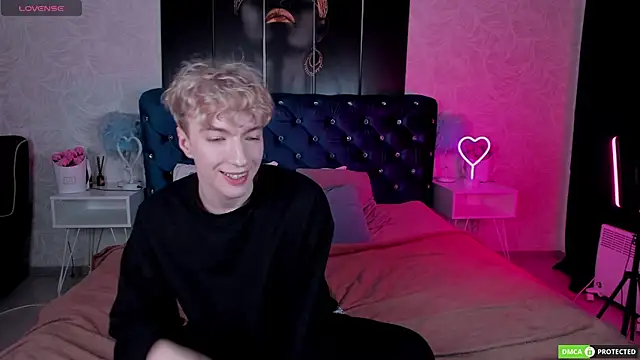 TrevorBenson online show from 11/20/25, 08:58