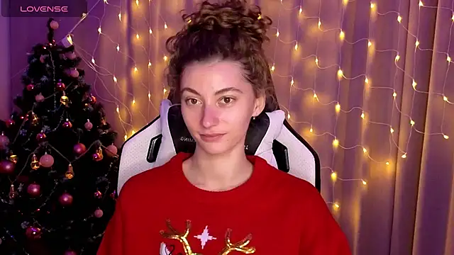 lady curls online show from 01/01/25, 11:07