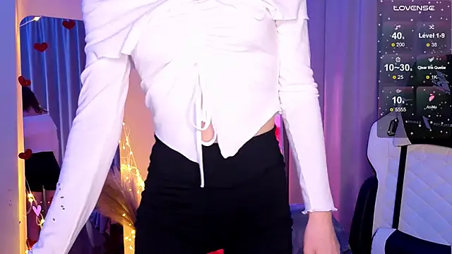 lady curls online show from 02/26/25, 11:59