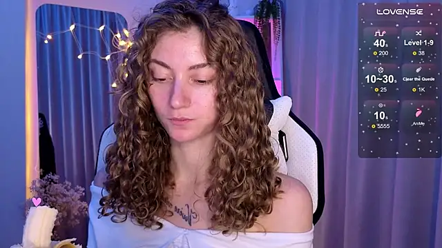 lady curls online show from 03/06/25, 12:43