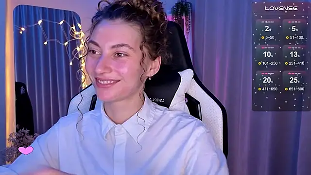 lady curls online show from 03/06/25, 10:26