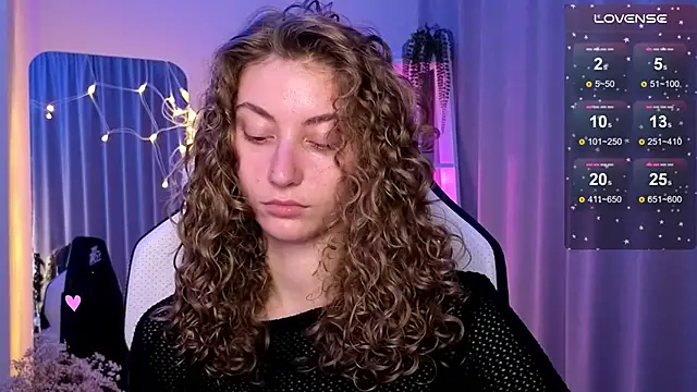 lady curls online show from 03/14/25, 10:27