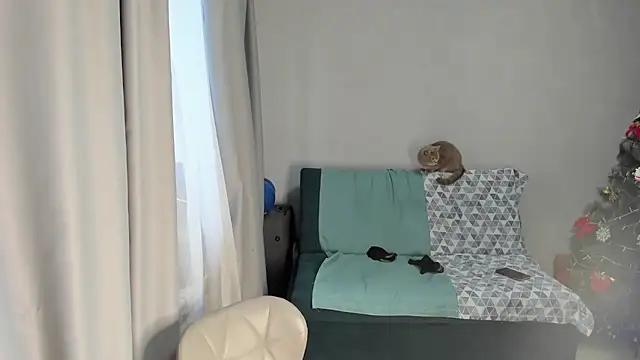 Snapshot of elis_gabbi chatting on 12/21/25, 08:21 elis gabbi online show from 12/21/25, 08:21