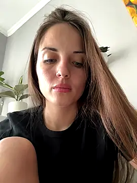 AmiLavs online show from 11/08/25, 11:21