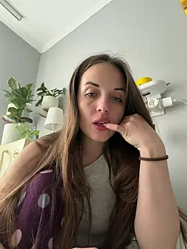 Snapshot of AmiLavs chatting on 04/18/26, 10:41 AmiLavs online show from 04/18/26, 10:41