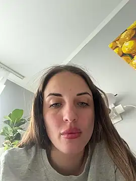 Snapshot of AmiLavs chatting on 05/03/26, 10:32 AmiLavs online show from 05/03/26, 10:32