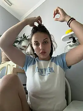 Snapshot of AmiLavs chatting on 07/02/26, 11:27 AmiLavs online show from 07/02/26, 11:27