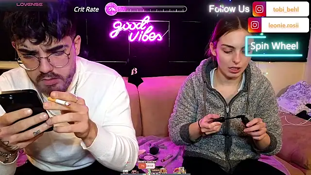 Snapshot of MrAndMrsSavage chatting on 12/13/24, 08:47 MrAndMrsSavage online show from 12/13/24, 08:47