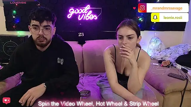 Snapshot of MrAndMrsSavage chatting on 12/23/24, 10:33 MrAndMrsSavage online show from 12/23/24, 10:33