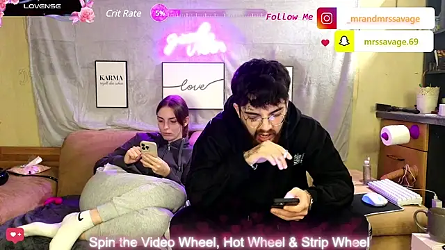 Snapshot of MrAndMrsSavage chatting on 01/23/25, 08:56 MrAndMrsSavage online show from 01/23/25, 08:56