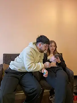 Snapshot of MrAndMrsSavage chatting on 02/26/25, 02:36 MrAndMrsSavage online show from 02/26/25, 02:36