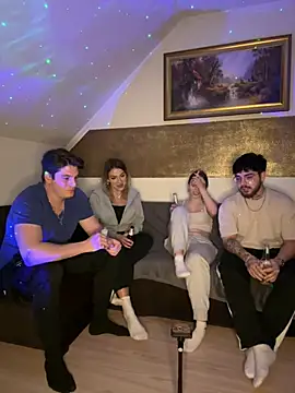 Snapshot of MrAndMrsSavage chatting on 03/12/25, 07:28 MrAndMrsSavage online show from 03/12/25, 07:28