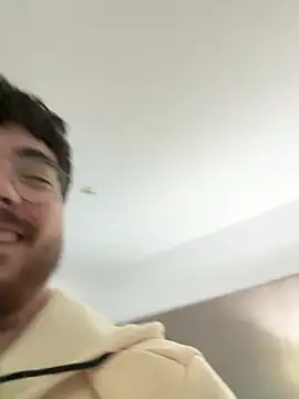 Snapshot of MrAndMrsSavage chatting on 03/20/25, 08:40 MrAndMrsSavage online show from 03/20/25, 08:40