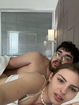 Snapshot of MrAndMrsSavage chatting on 03/22/25, 01:30 MrAndMrsSavage online show from 03/22/25, 01:30