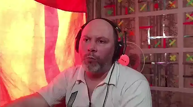 Snapshot of AgnichBan chatting on 03/14/25, 08:42 AgnichBan online show from 03/14/25, 08:42