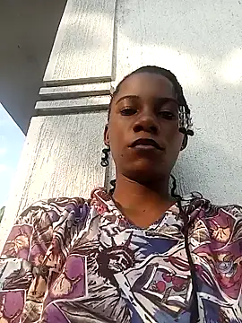 Snapshot of Yourlittlegirl19 chatting on 01/01/25, 04:50 Yourlittlegirl19 online show from 01/01/25, 04:50