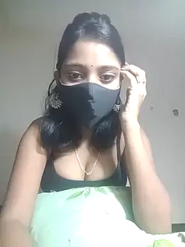 Snapshot of HotKhushi13 chatting on 12/10/24, 07:11 HotKhushi13 online show from 12/10/24, 07:11