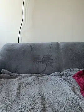 Mia harmati online show from 03/14/26, 12:10