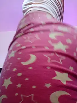 Sofia-Cam online show from 12/21/25, 06:26