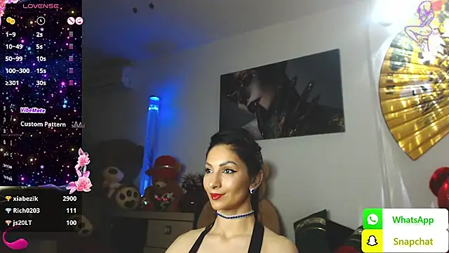 Snapshot of EvelynAisha chatting on 02/19/25, 10:31 EvelynAisha online show from 02/19/25, 10:31