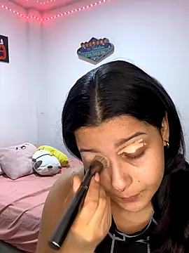 Snapshot of Sophie__Carter_ chatting on 10/28/25, 06:06 Sophie Carter online show from 10/28/25, 06:06