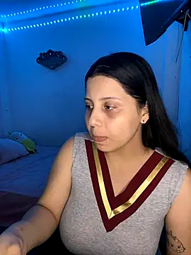 Snapshot of Sophie__Carter_ chatting on 10/31/25, 04:46 Sophie Carter online show from 10/31/25, 04:46