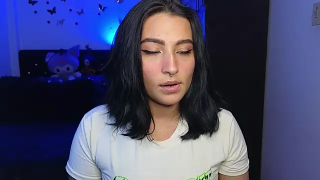 Pauilina online show from 11/15/25, 09:43