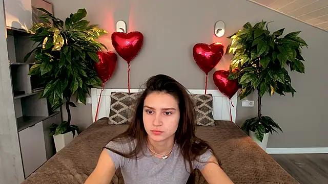 ValeryRoyale online show from 02/17/25, 08:09