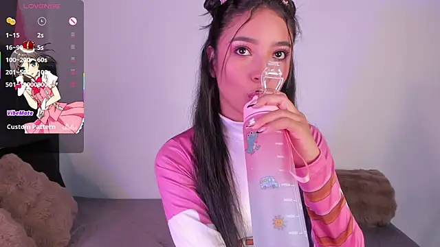 Snapshot of Mereo_leona chatting on 03/03/26, 10:26 Mereo leona online show from 03/03/26, 10:26