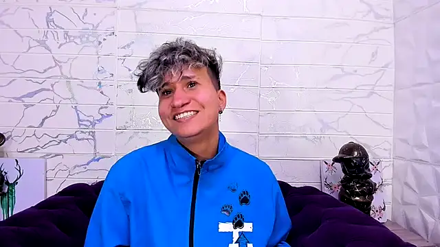 Snapshot of Im_Milan_Rs chatting on 02/15/25, 09:27 Im Milan Rs online show from 02/15/25, 09:27