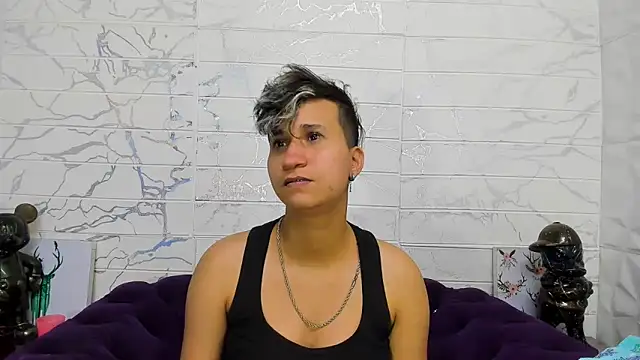 Snapshot of Im_Milan_Rs chatting on 02/18/25, 06:37 Im Milan Rs online show from 02/18/25, 06:37