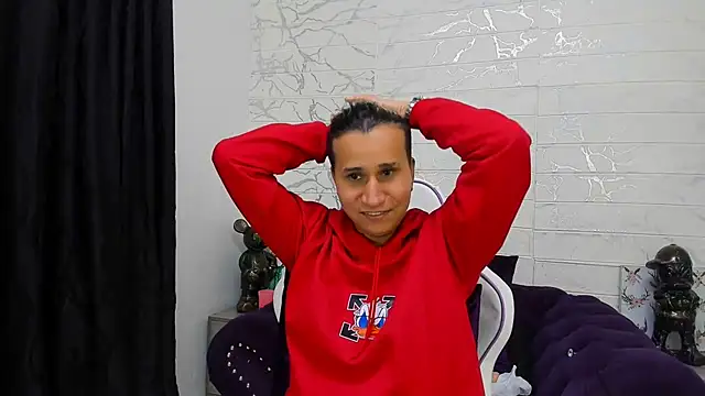 Snapshot of Im_Milan_Rs chatting on 02/18/25, 09:43 Im Milan Rs online show from 02/18/25, 09:43